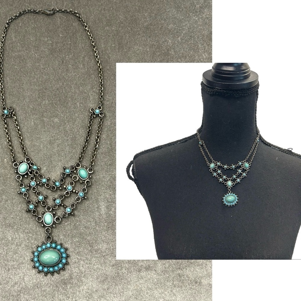Vintage Avon Nina Ricci Faux Turquoise layered Necklace